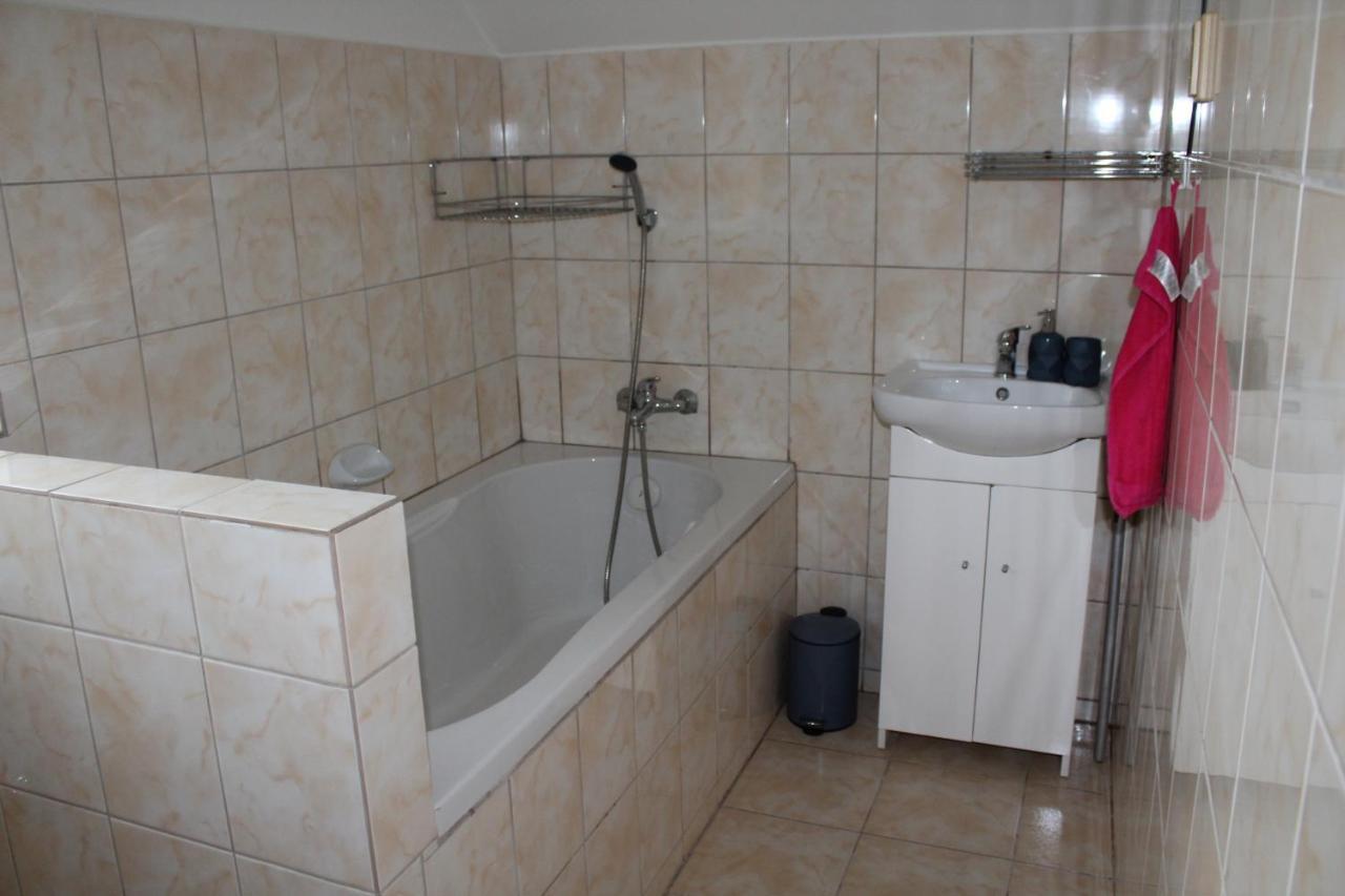 Apartman Rapotin, Jesenicka 296, 3Km Od Termalniho Parku Velke Losiny Экстерьер фото